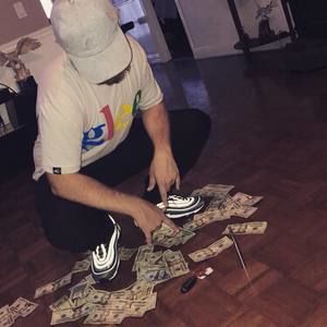 Meet your Posher, Chet